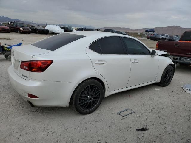 JTHBK262382066709 - 2008 LEXUS IS 250 WHITE photo 3