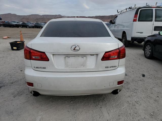 JTHBK262382066709 - 2008 LEXUS IS 250 WHITE photo 6