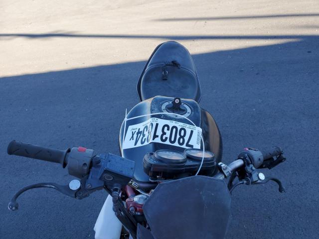 JKAEXEA166A001804 - 2006 KAWASAKI EX650 A6F BLACK photo 5