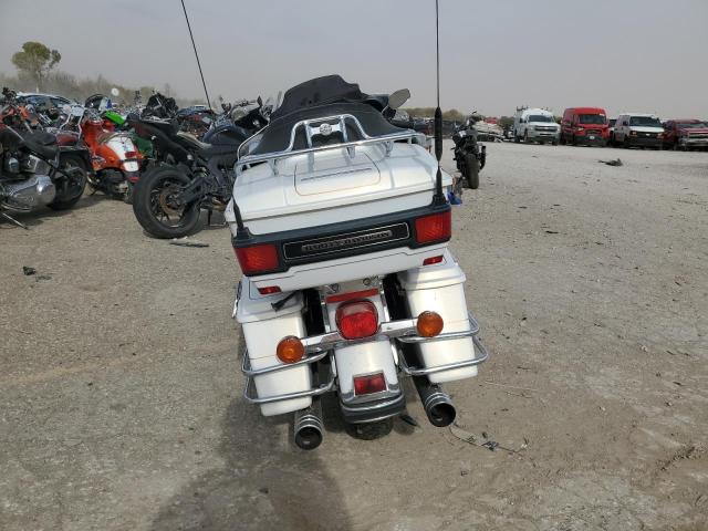 1HD1FC4187Y725007 - 2007 HARLEY-DAVIDSON FLHTCUI 白色 照片 4