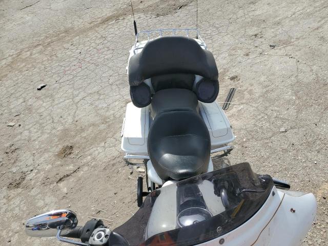 1HD1FC4187Y725007 - 2007 HARLEY-DAVIDSON FLHTCUI 白色 照片 5