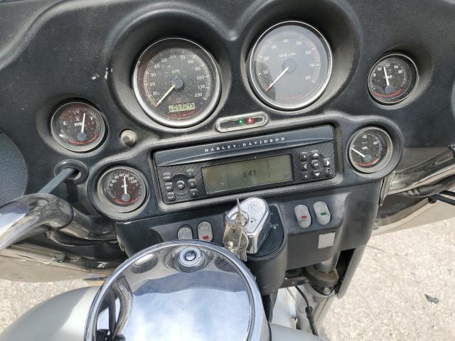 1HD1FC4187Y725007 - 2007 HARLEY-DAVIDSON FLHTCUI 白色 照片 7