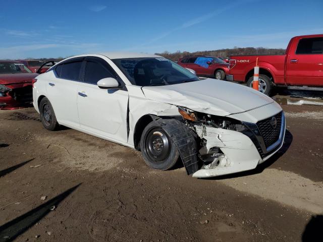 1N4BL4BV6LC224530 - 2020 NISSAN ALTIMA S WHITE photo 4