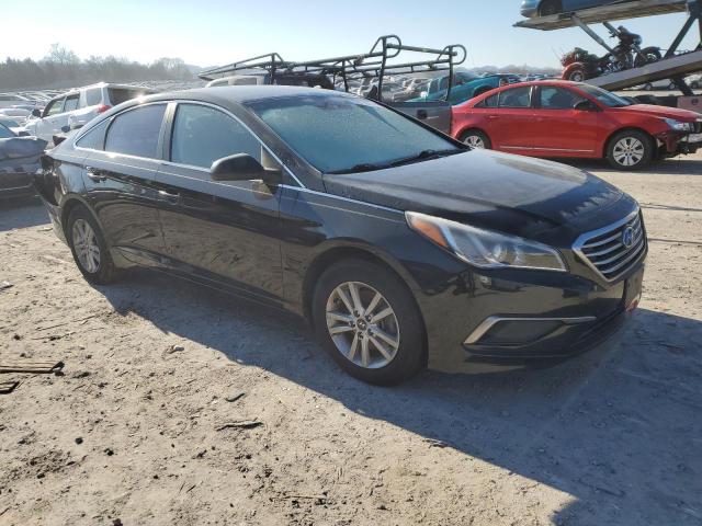 5NPE24AF8HH484914 - 2017 HYUNDAI SONATA SE BLACK photo 4