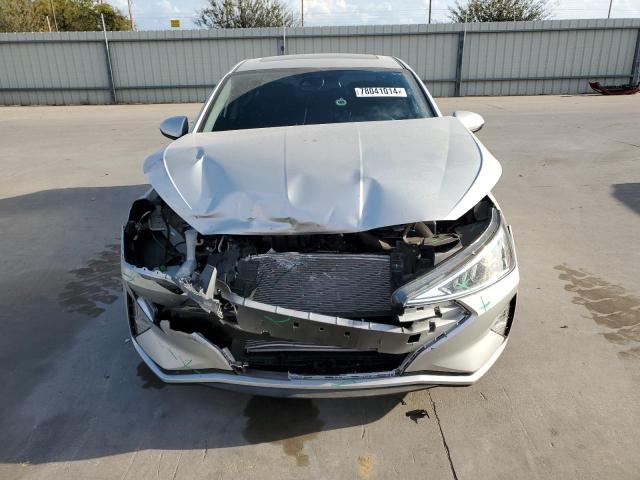 5NPD84LF3KH431584 - 2019 HYUNDAI ELANTRA SEL SILVER photo 5