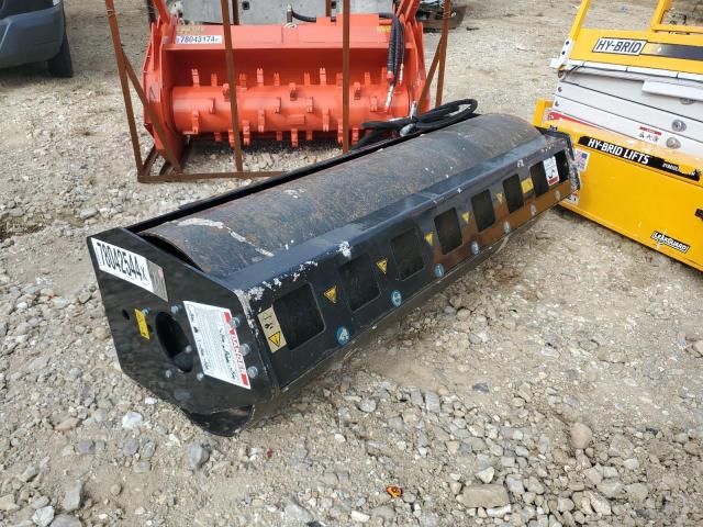 SSVR7223070401A - 2023 MISC COMPACTOR Черный фото 1