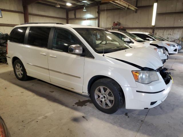 2A4RR5D17AR501109 - 2010 CHRYSLER TOWN & COU TOURING WHITE photo 4