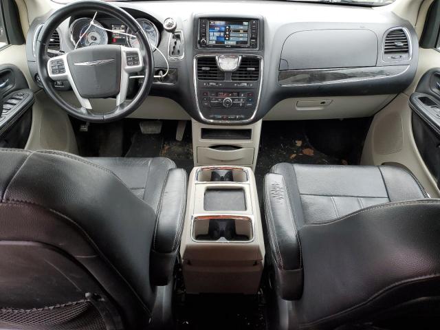 2C4RC1BG3GR287512 - 2016 CHRYSLER TOWN & COU TOURING RED photo 8