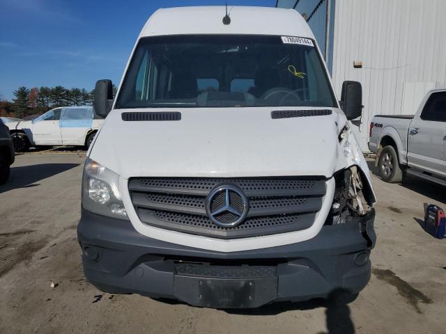 WD3PE7CD8JP618239 - 2018 MERCEDES-BENZ SPRINTER 2500 WHITE photo 5