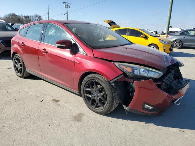 1FADP3K22GL222891 - 2016 FORD FOCUS SE RED photo 4