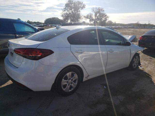 3KPFK4A76HE120850 - 2017 KIA FORTE LX WHITE photo 3