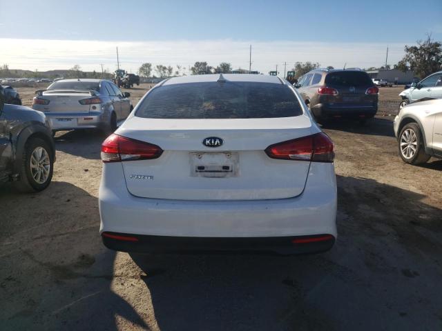 3KPFK4A76HE120850 - 2017 KIA FORTE LX WHITE photo 6