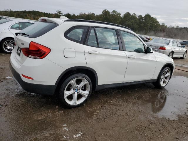 WBAVM5C58DVV90212 - 2013 BMW X1 XDRIVE35I WHITE photo 3