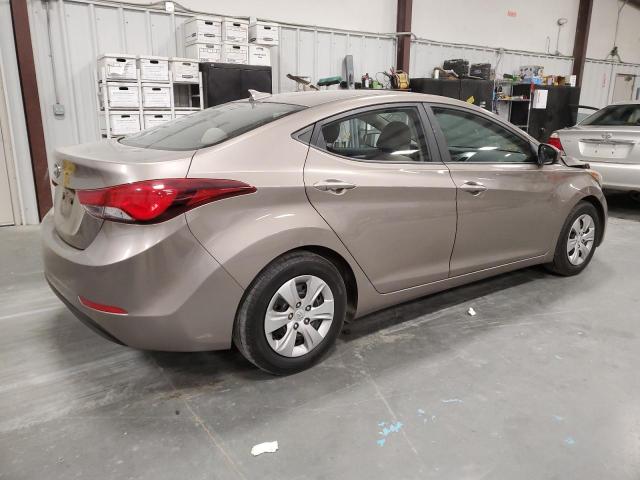 5NPDH4AE2GH679696 - 2016 HYUNDAI ELANTRA SE GOLD photo 3