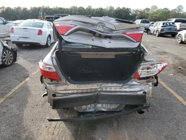 4T1BF1FKXGU118061 - 2016 TOYOTA CAMRY LE SILVER photo 6