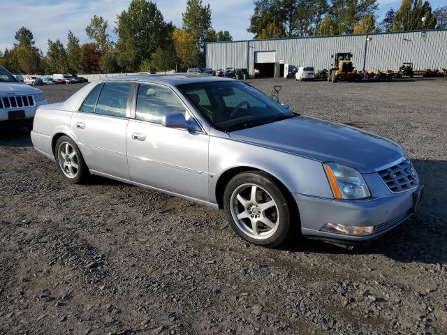 1G6KD57916U120604 - 2006 CADILLAC DTS BLUE photo 4