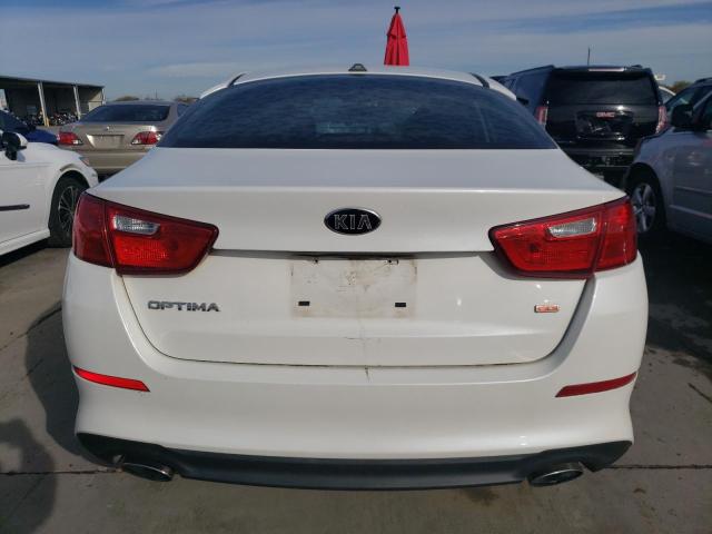 KNAGM4A79F5550439 - 2015 KIA OPTIMA LX WHITE photo 6