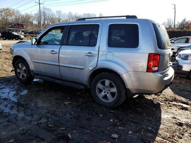 5FNYF4H71BB005304 - 2011 HONDA PILOT EXLN SILVER photo 2