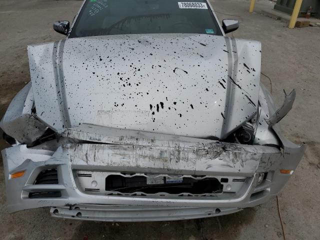 1ZVBP8EM3E5256283 - 2014 FORD MUSTANG SILVER photo 11