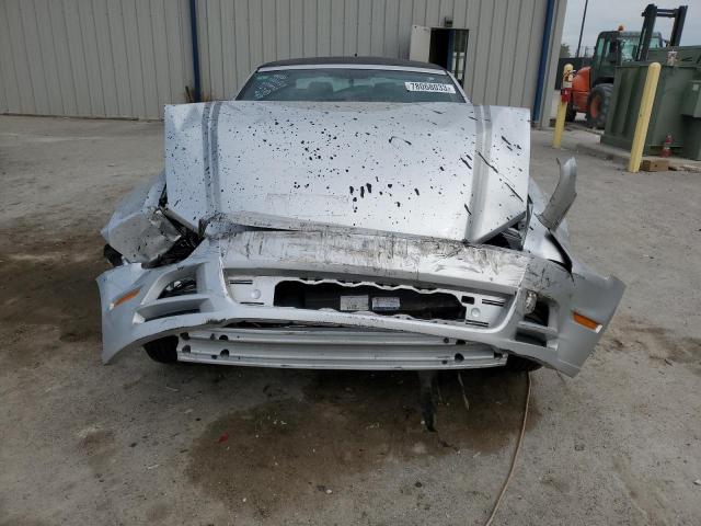 1ZVBP8EM3E5256283 - 2014 FORD MUSTANG SILVER photo 5