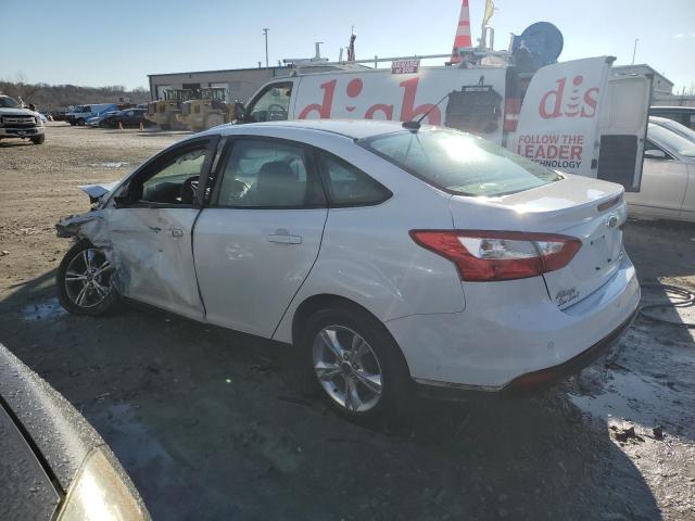 1FADP3F28DL296001 - 2013 FORD FOCUS SE WHITE photo 2