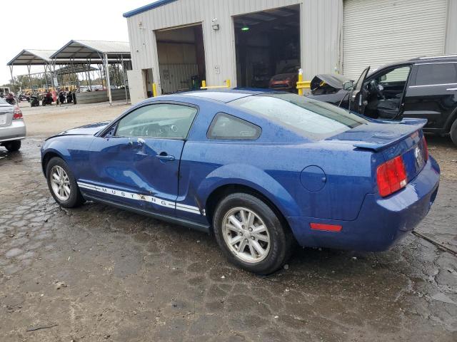 1ZVHT80N485115068 - 2008 FORD MUSTANG BLUE photo 2