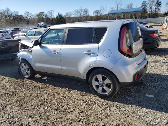 KNDJN2A26J7584219 - 2018 KIA SOUL SILVER photo 2