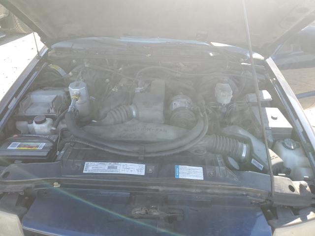 1GTCS195418124657 - 2001 GMC SONOMA BLUE photo 11