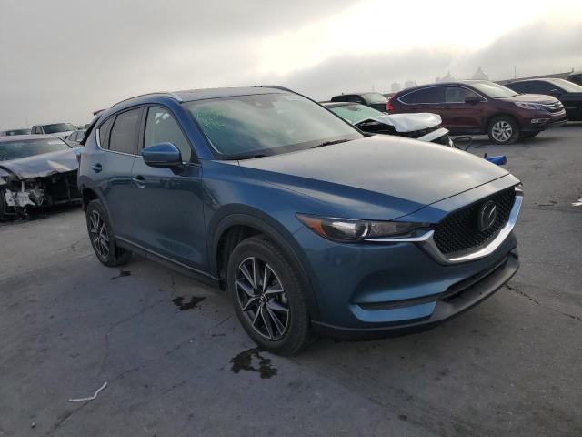 JM3KFACM8J0415572 - 2018 MAZDA CX-5 TOURING BLUE photo 4