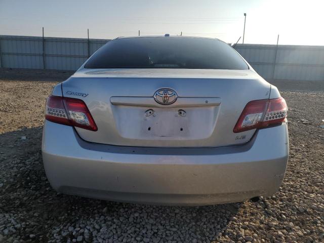 4T1BF3EK0BU615965 - 2011 TOYOTA CAMRY BASE SILVER photo 6