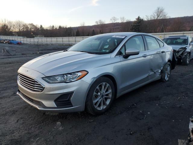 3FA6P0HD0KR245645 - 2019 FORD FUSION SE SILVER photo 1