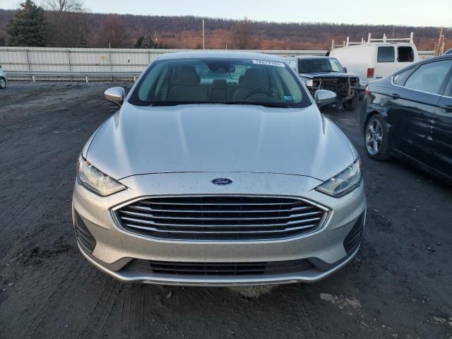 3FA6P0HD0KR245645 - 2019 FORD FUSION SE SILVER photo 5