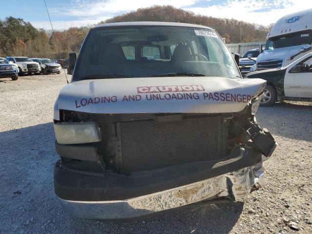 1GJHG39U571145263 - 2007 GMC SAVANA G3500 SILVER photo 5