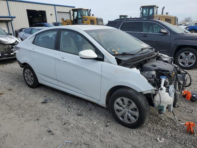 KMHCT4AE5HU388445 - 2017 HYUNDAI ACCENT SE WHITE photo 4