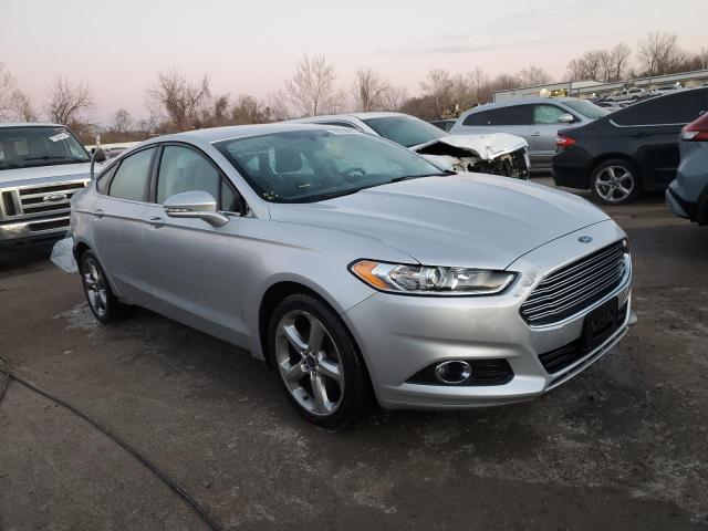 3FA6P0HD3GR346685 - 2016 FORD FUSION SE SILVER photo 4