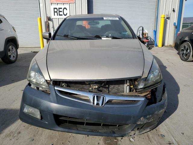 1HGCM66554A004702 - 2004 HONDA ACCORD EX GOLD photo 5