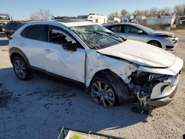 3MVDMBDM3PM513893 - 2023 MAZDA CX-30 PREMIUM WHITE photo 4