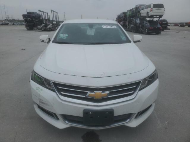 2G1105S39J9125975 - 2018 CHEVROLET IMPALA LT WHITE photo 5