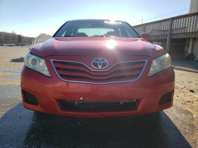 4T1BF3EK1BU727142 - 2011 TOYOTA CAMRY BASE RED photo 5