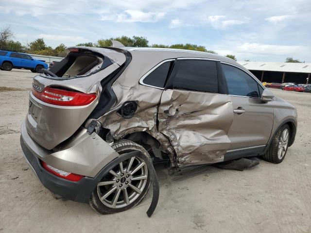 5LMCJ3C90KUL21319 - 2019 LINCOLN MKC RESERVE TAN photo 3