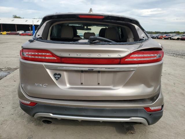 5LMCJ3C90KUL21319 - 2019 LINCOLN MKC RESERVE TAN photo 6