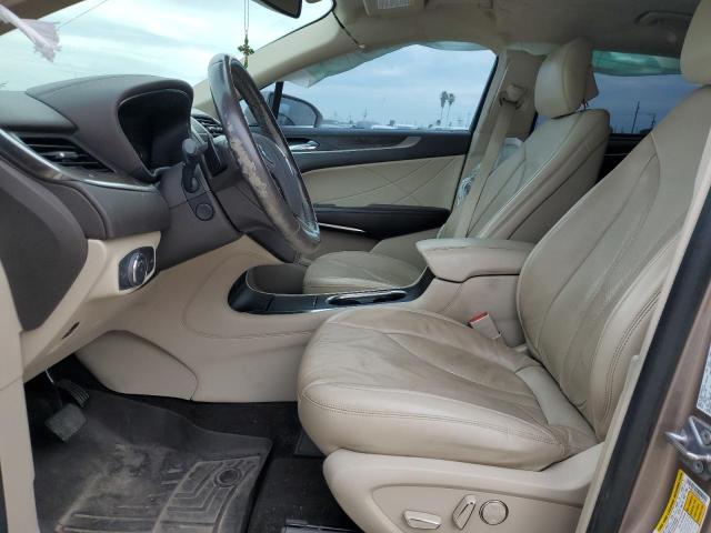 5LMCJ3C90KUL21319 - 2019 LINCOLN MKC RESERVE TAN photo 7