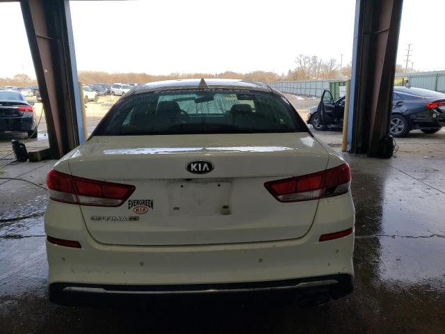 5XXGT4L37KG334479 - 2019 KIA OPTIMA LX WHITE photo 6