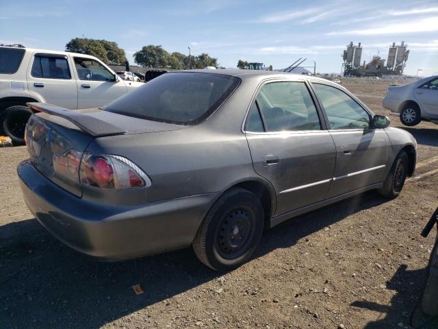 1HGCG5655WA165426 - 1998 HONDA ACCORD EX GRAY photo 3