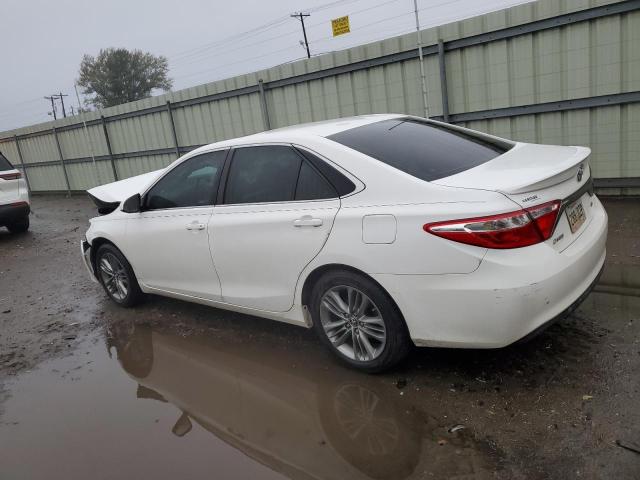 4T1BF1FK9FU910037 - 2015 TOYOTA CAMRY LE WHITE photo 2