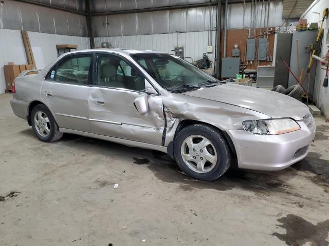 1HGCG5653XA011363 - 1999 HONDA ACCORD EX SILVER photo 4