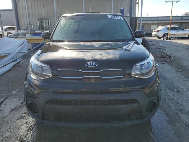 KNDJN2A28K7694609 - 2019 KIA SOUL BLACK photo 5