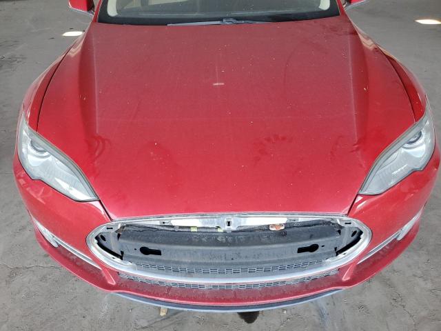 5YJSA1DN5DFP17499 - 2013 TESLA MODEL S RED photo 11