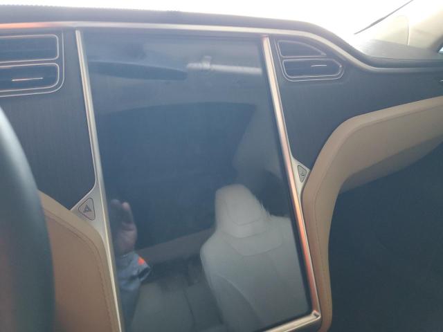 5YJSA1DN5DFP17499 - 2013 TESLA MODEL S RED photo 9