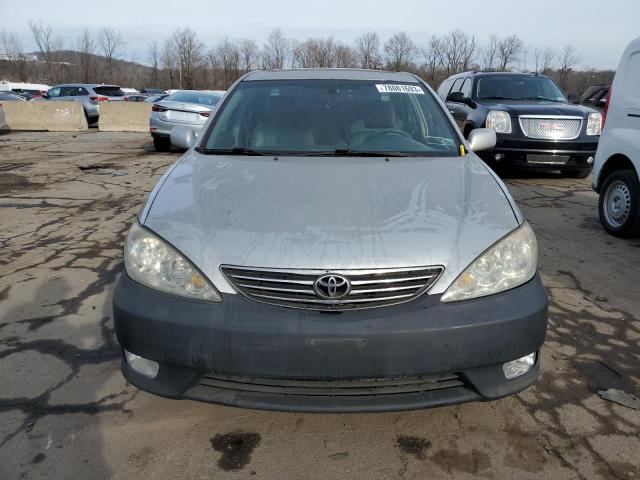 4T1BF30K35U609332 - 2005 TOYOTA CAMRY LE SILVER photo 5